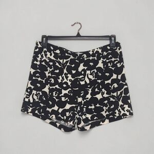 Katherine Barclay Montreal Black and Ivory Women's Floral Shorts Size 10